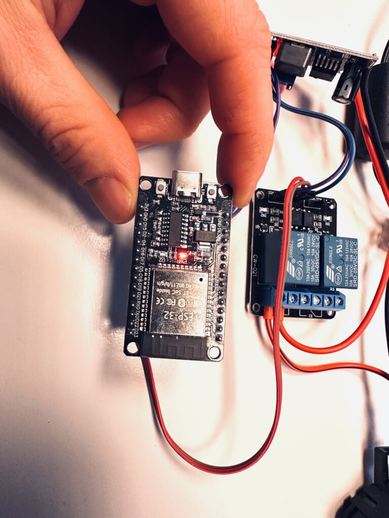 Relais mit ESPHome: 12V selber steuern, 230V sicher lösen